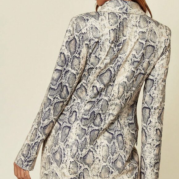 Women's Snake Print Contemporary Asymmetric double Breasted Mini Blazer Dress - Picture 4 of 5